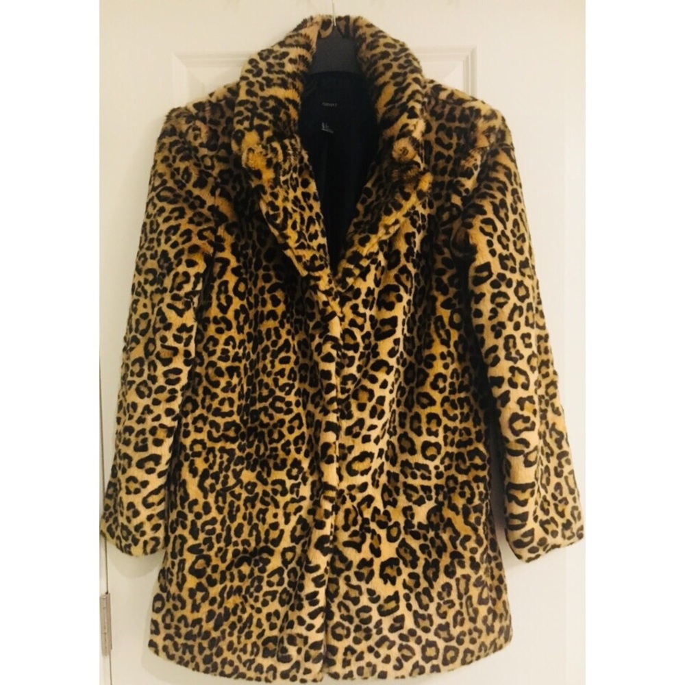 Leopard print faux fur coat